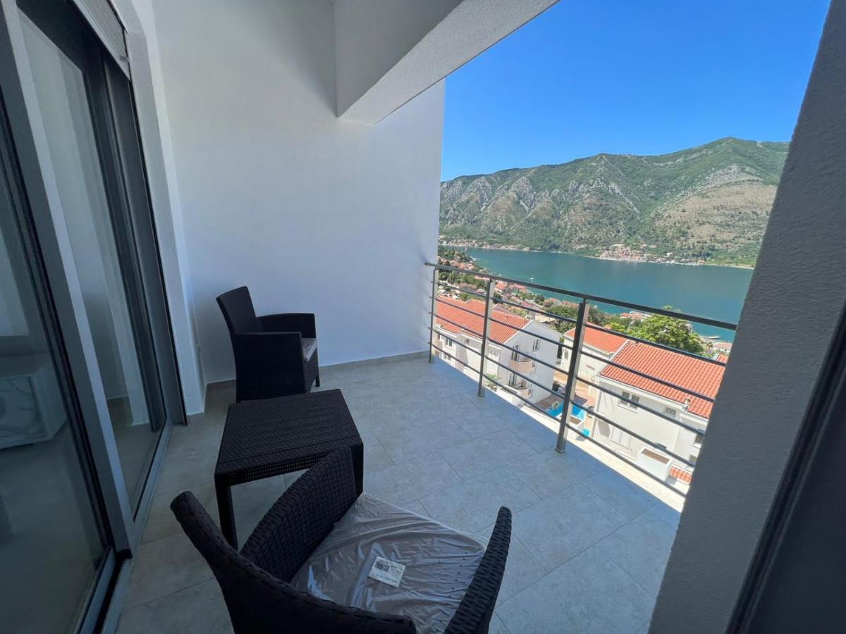 Adriatic Pearl Apartments Cattaro Esterno foto