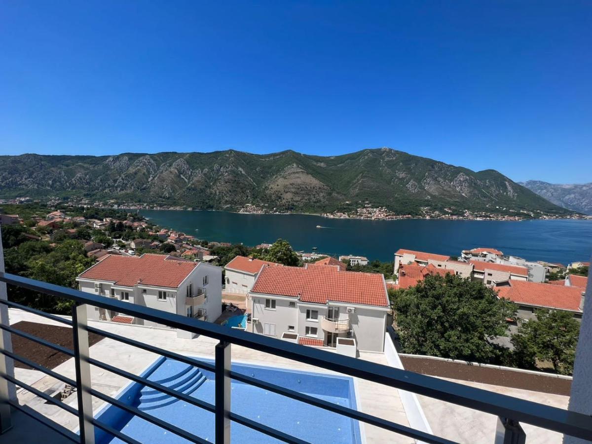 Adriatic Pearl Apartments Cattaro Esterno foto